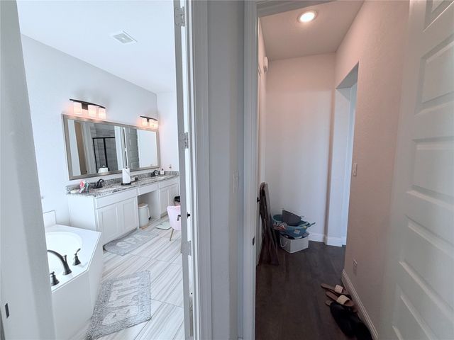 516 William Court, Arlington, TX 76002
