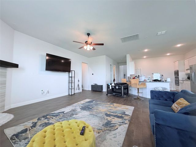 516 William Court, Arlington, TX 76002