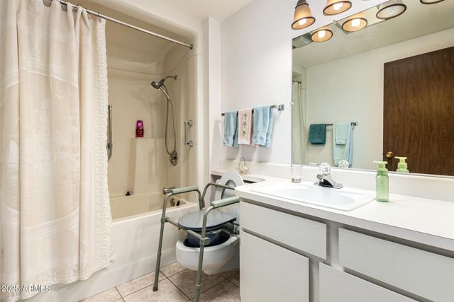 20010 N PALO VERDE Drive, Sun City, AZ 85373