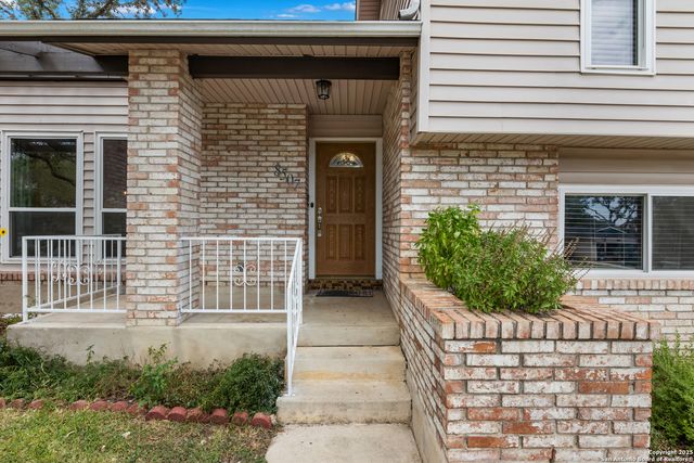 8507 Star Creek Dr., San Antonio, TX 78251