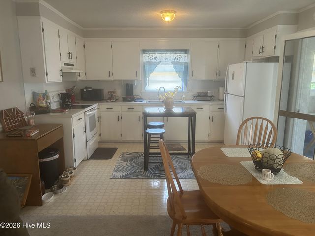 4083 N Pitt Street, Ayden, NC 28513