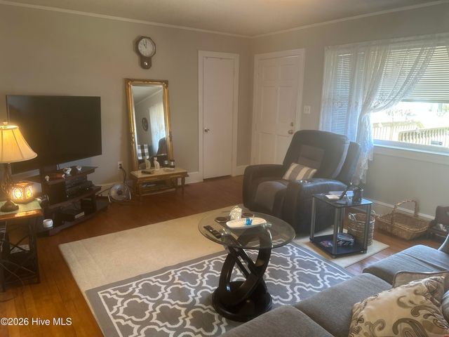 4083 N Pitt Street, Ayden, NC 28513