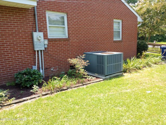 4083 N Pitt Street, Ayden, NC 28513