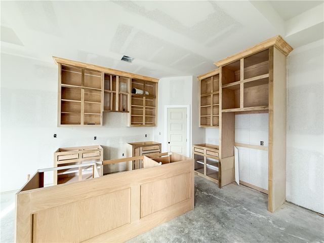 8105 Berenstain Dr, Corpus Christi, TX 78414