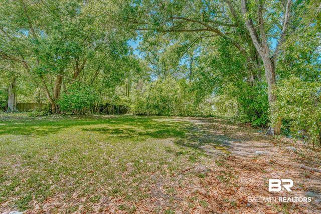 1302 WINDSOR Avenue, Mobile, AL 36605