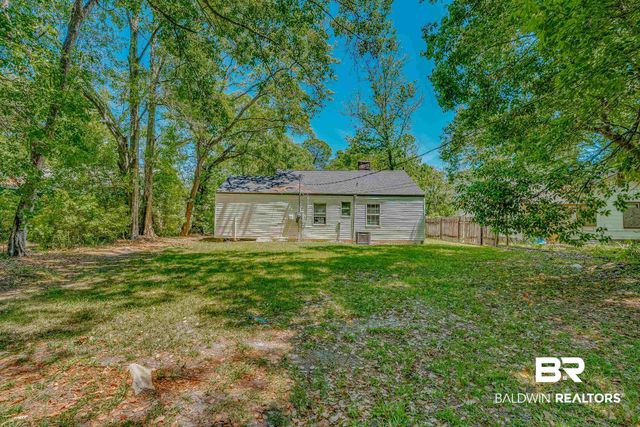 1302 WINDSOR Avenue, Mobile, AL 36605