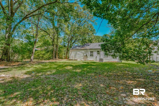 1302 WINDSOR Avenue, Mobile, AL 36605