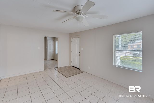 1302 WINDSOR Avenue, Mobile, AL 36605