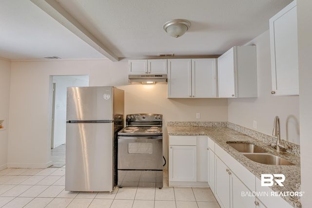 1302 WINDSOR Avenue, Mobile, AL 36605