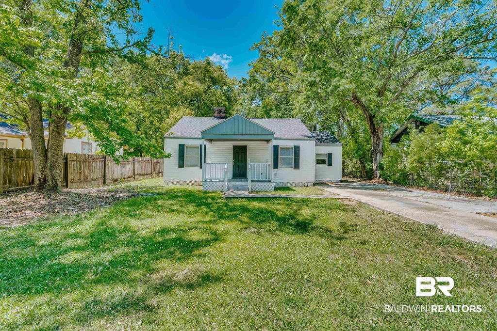 1302 WINDSOR Avenue, Mobile, AL 36605