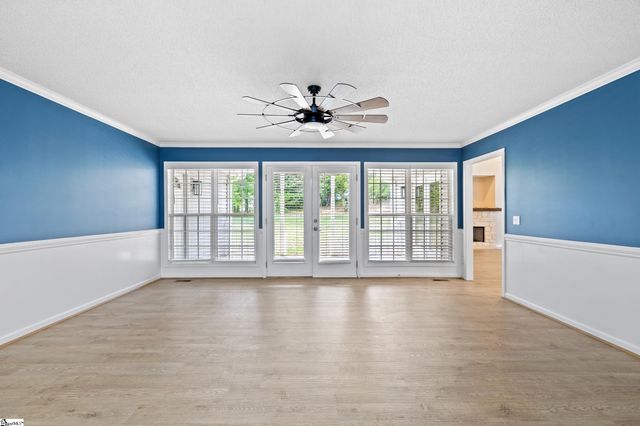 200 Holly Chase Drive, Piedmont, SC 29673