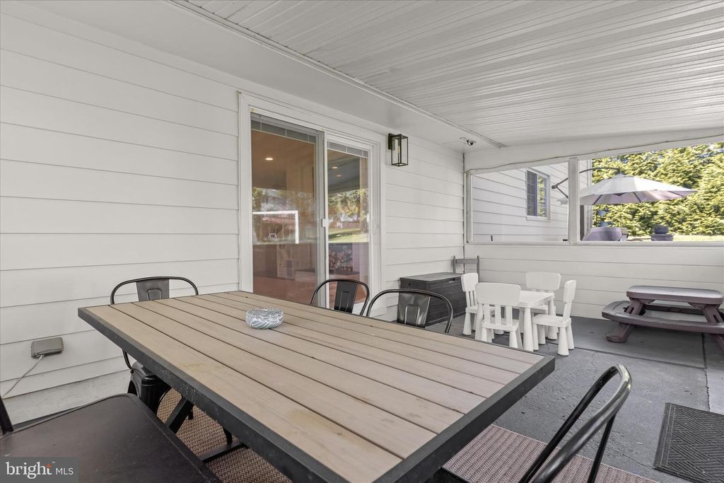 Image 35 of property listing at 2508 WHITT RD, Kingsville, MD 21087