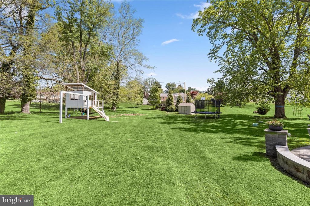 Image 66 of property listing at 2508 WHITT RD, Kingsville, MD 21087
