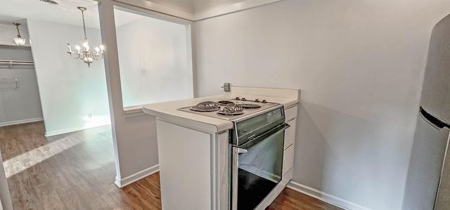 1220 Chamberlain Dr Apt 4, Memphis, TN 38119