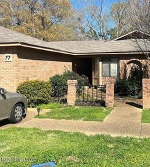 77 Shore Drive, Clinton, MS 39056