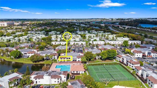 10877 NW 7th St 21-35, Miami, FL 33172