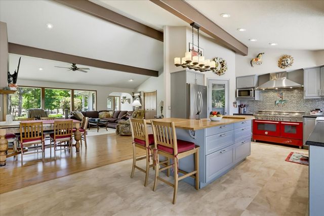 18310 Gray Oak Dr, Rough And Ready, CA 95975