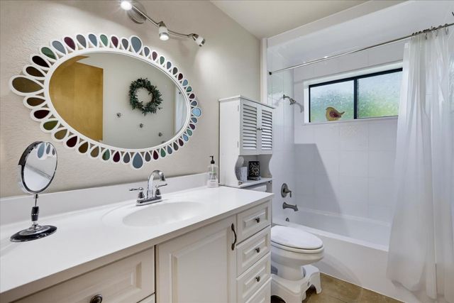 18310 Gray Oak Dr, Rough And Ready, CA 95975