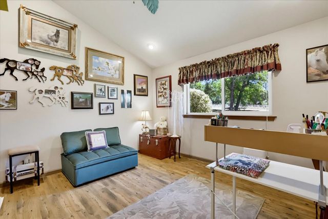 18310 Gray Oak Dr, Rough And Ready, CA 95975