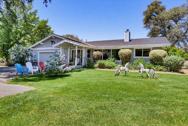 18310 Gray Oak Dr, Rough And Ready, CA 95975