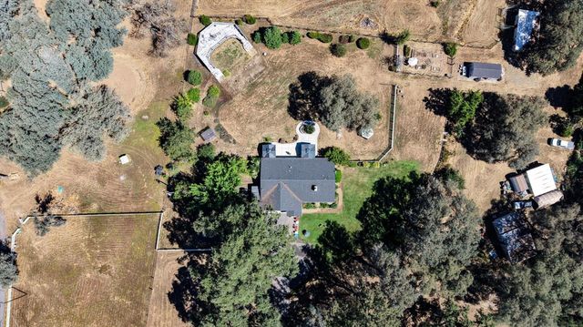 18310 Gray Oak Dr, Rough And Ready, CA 95975