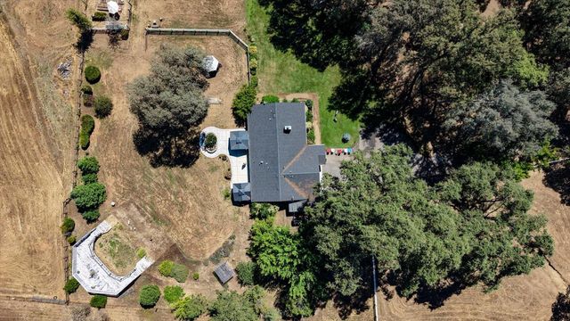 18310 Gray Oak Dr, Rough And Ready, CA 95975