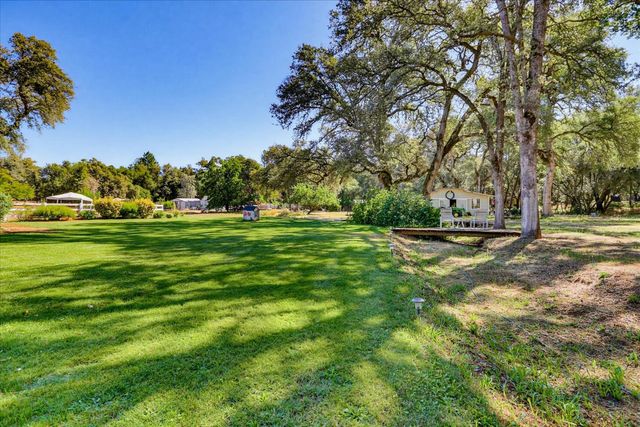 18310 Gray Oak Dr, Rough And Ready, CA 95975
