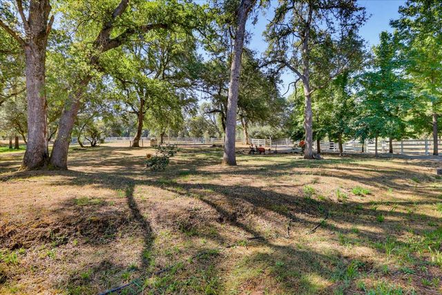 18310 Gray Oak Dr, Rough And Ready, CA 95975
