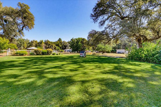 18310 Gray Oak Dr, Rough And Ready, CA 95975