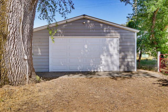 18310 Gray Oak Dr, Rough And Ready, CA 95975