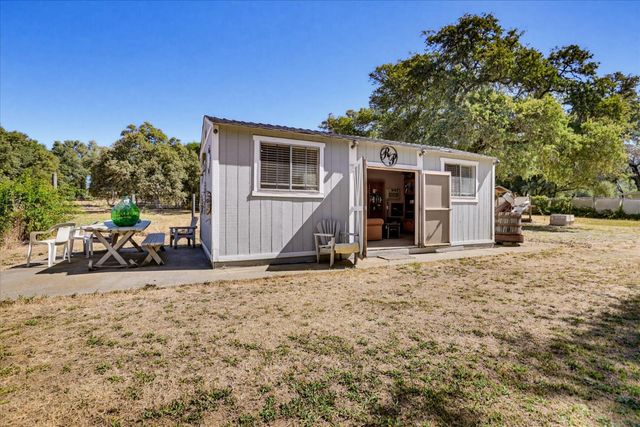 18310 Gray Oak Dr, Rough And Ready, CA 95975