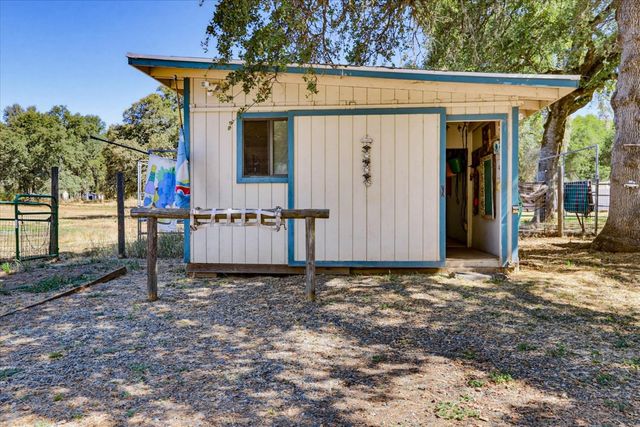18310 Gray Oak Dr, Rough And Ready, CA 95975