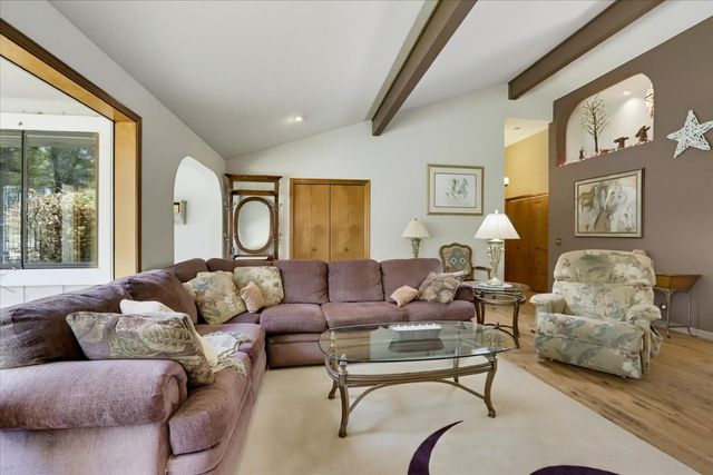 18310 Gray Oak Dr, Rough And Ready, CA 95975