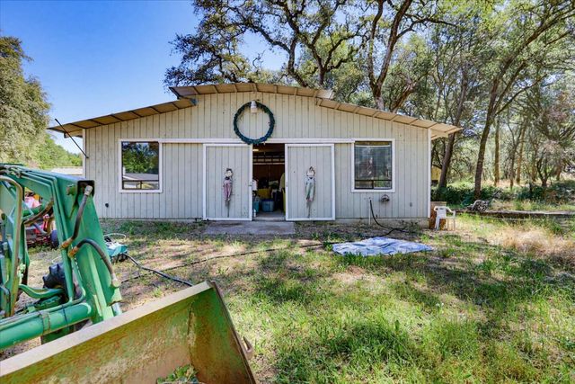18310 Gray Oak Dr, Rough And Ready, CA 95975