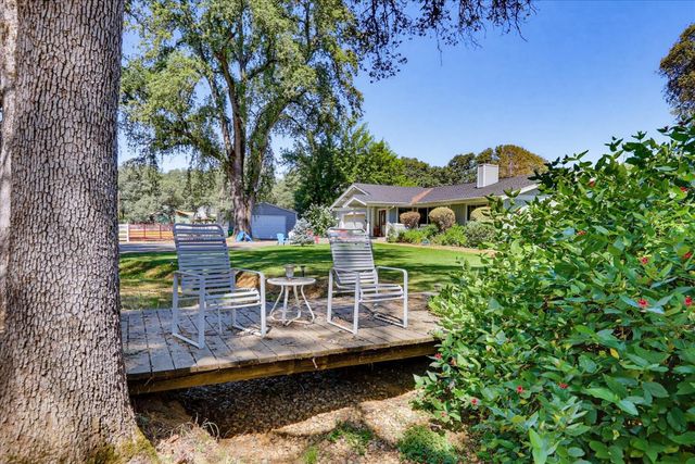 18310 Gray Oak Dr, Rough And Ready, CA 95975