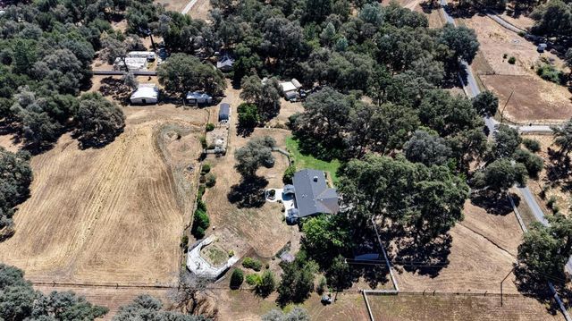 18310 Gray Oak Dr, Rough And Ready, CA 95975