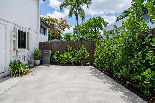 7108 SW 112th Pl, Miami, FL 33173