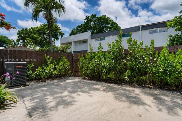 7108 SW 112th Pl, Miami, FL 33173