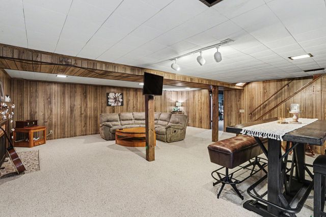 15 Enlow Court, Battle Creek, MI 49015