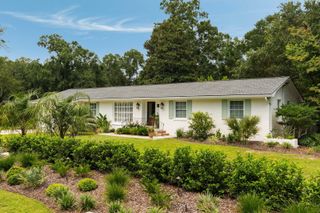 832 Robert E Lee Boulevard, Charleston, SC 29412