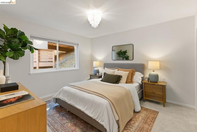 6872 Sherwick Dr, Berkeley, CA 94705