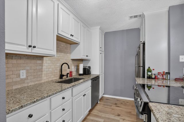 324 N Heights Drive, Crowley, TX 76036