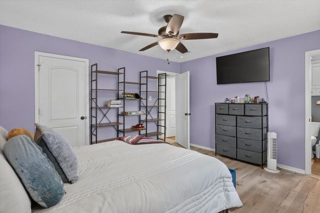 324 N Heights Drive, Crowley, TX 76036