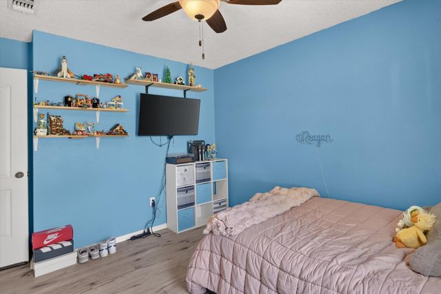 324 N Heights Drive, Crowley, TX 76036