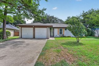 324 N Heights Drive, Crowley, TX 76036