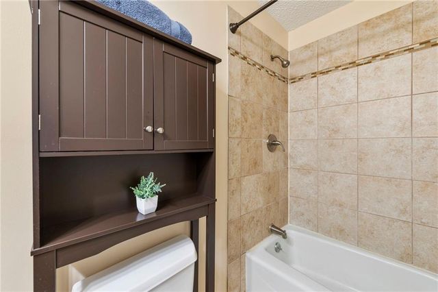 17139 SE State Route Y Highway, Dearborn, MO 64439