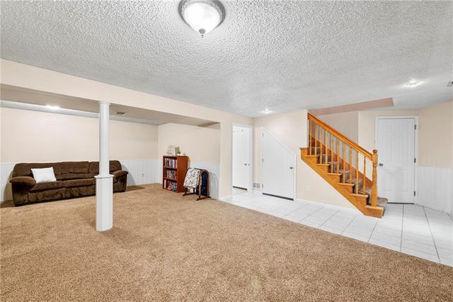 17139 SE State Route Y Highway, Dearborn, MO 64439