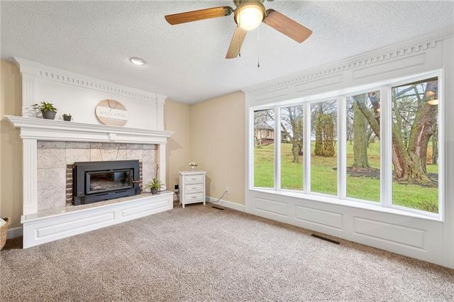 17139 SE State Route Y Highway, Dearborn, MO 64439