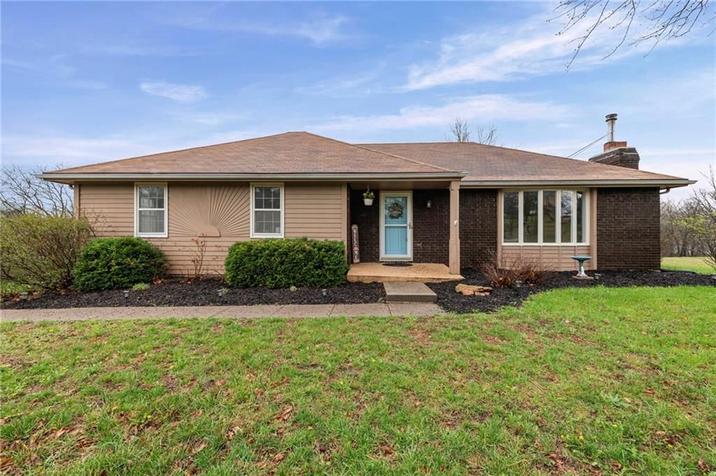 17139 SE State Route Y Highway, Dearborn, MO 64439