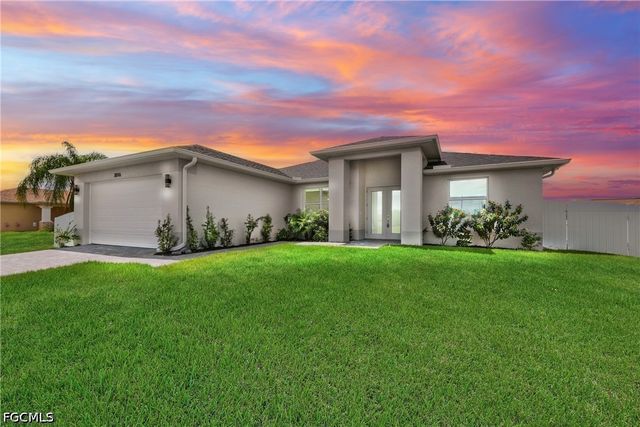 2016 NW 1st AVE, Cape Coral, FL 33993